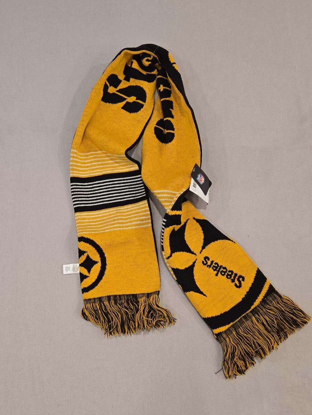 Pittsburgh Steelers Reversible NFL Knit Fan Scarf Forever Collectibles